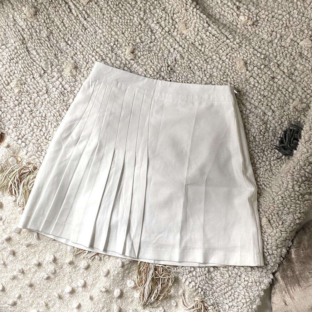 Verge Girl Sporty Chic Mini Skirt